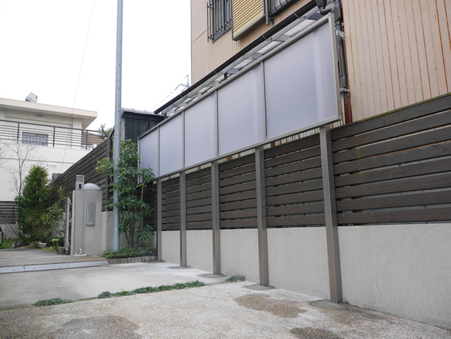 目隠しフェンス取付　ＬＩＸＩＬ製スクリーンパネル　名古屋市東区